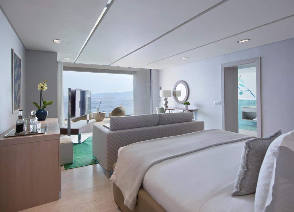 Meilleurs hotels crete vue mer elounda beachfront hotel — Top 10 des Meilleurs hôtels en bord de mer en Crete : Luxe et Détente au Paradis