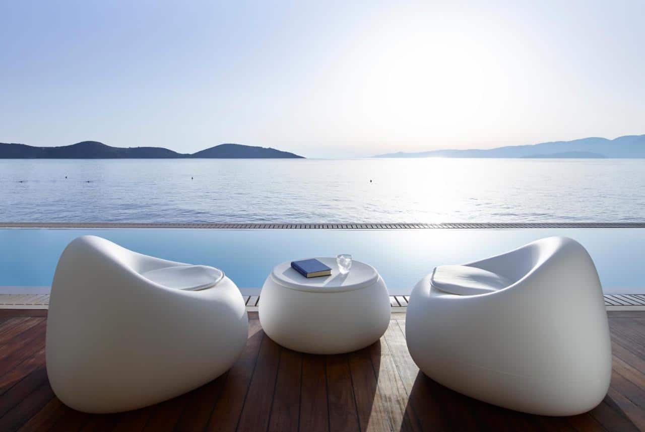 Meilleurs hotels crete vue mer elounda beachfront hotel — Top 10 des Meilleurs hôtels en bord de mer en Crete : Luxe et Détente au Paradis