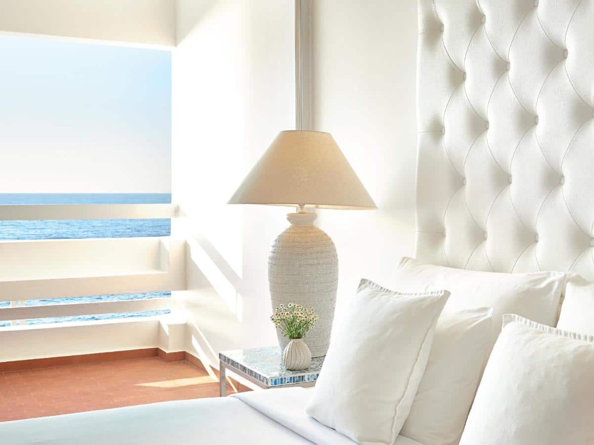 Meilleurs hotels crete vue mer grecotel luxme white palace — Top 10 des Meilleurs hôtels en bord de mer en Crete : Luxe et Détente au Paradis