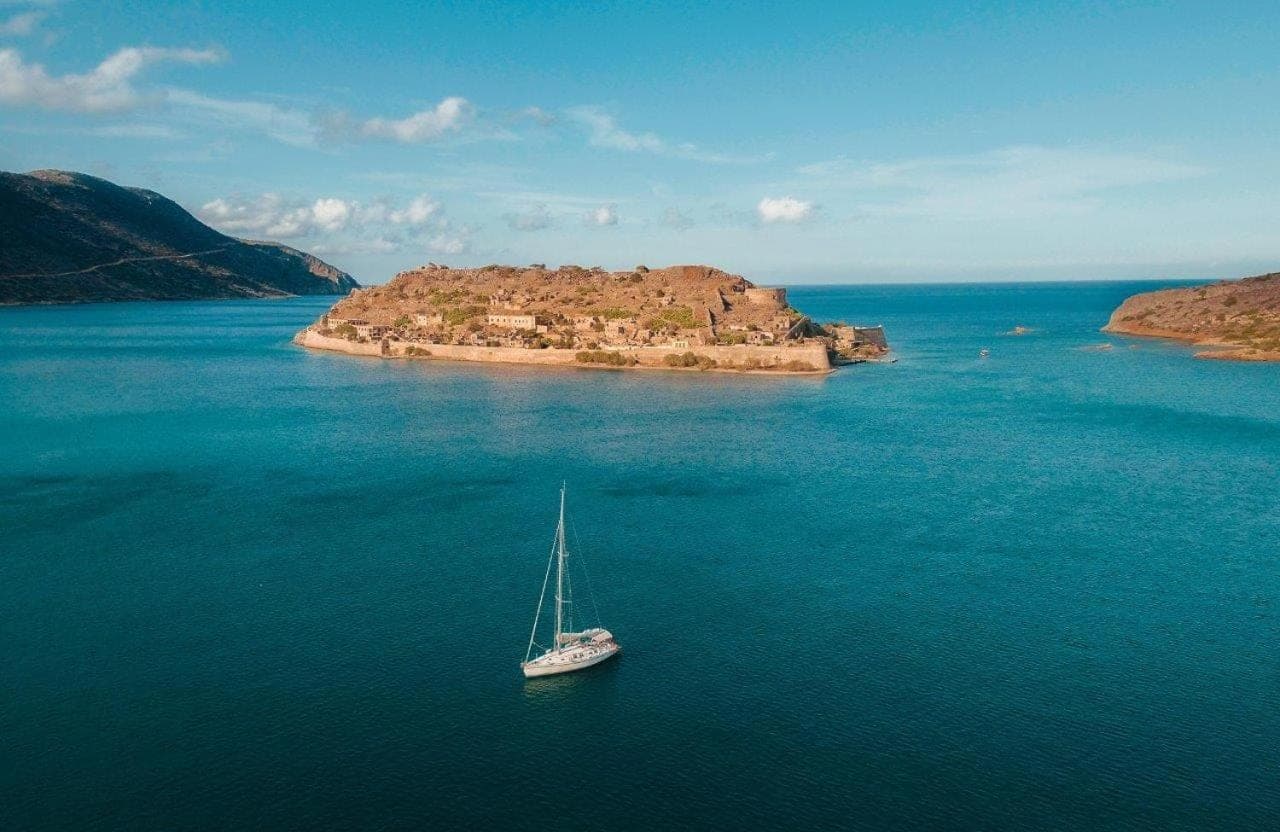 Meilleurs hotels crete vue mer phea blue palace — Top 10 des Meilleurs hôtels en bord de mer en Crete : Luxe et Détente au Paradis