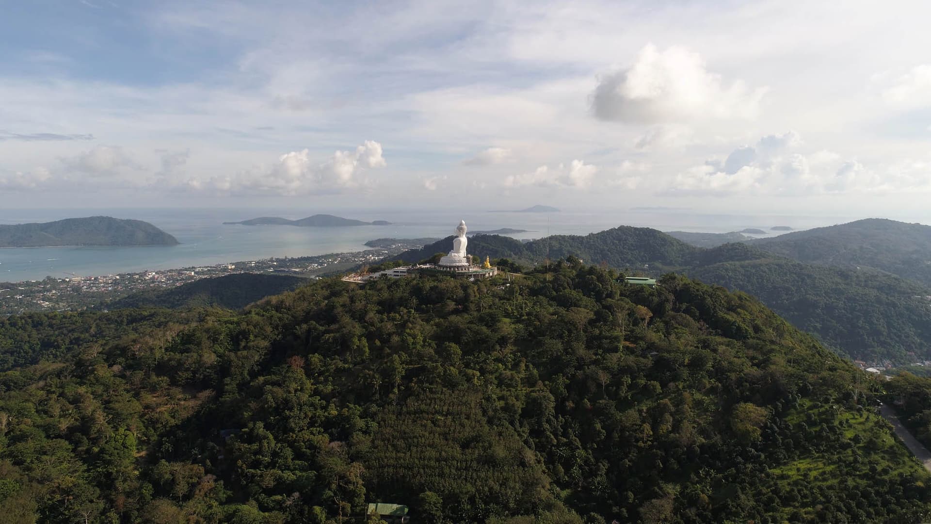 Se rendre au pied du grand Bouddha de Phuket