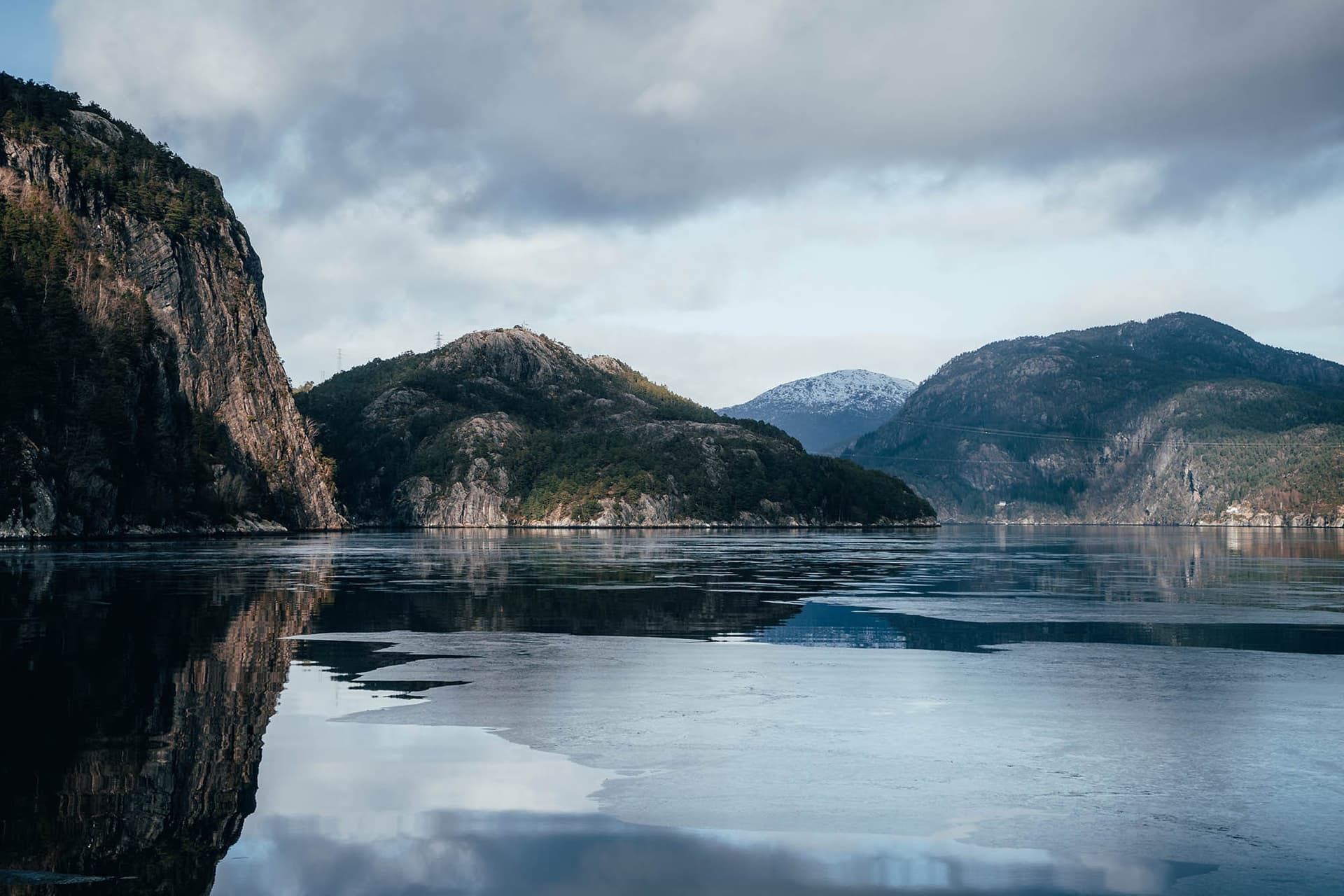 Croisière de Bergen à Mostraumen : Une Aventure Inoubliable dans les Fjords Norvégiens