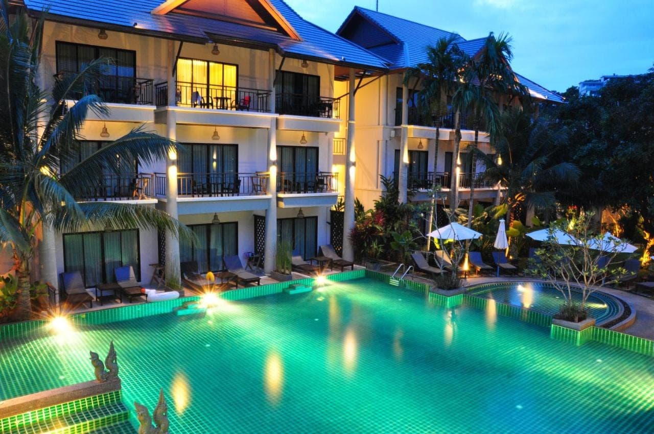 Découvrez Rawai Beach : L’essence de la Thaïlande au cœur de Phuket