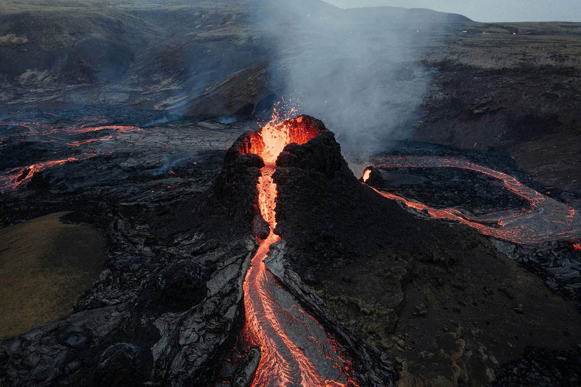 Itinéraires d’évacuation Reykjanes Islande: Guide complet face aux alertes volcaniques