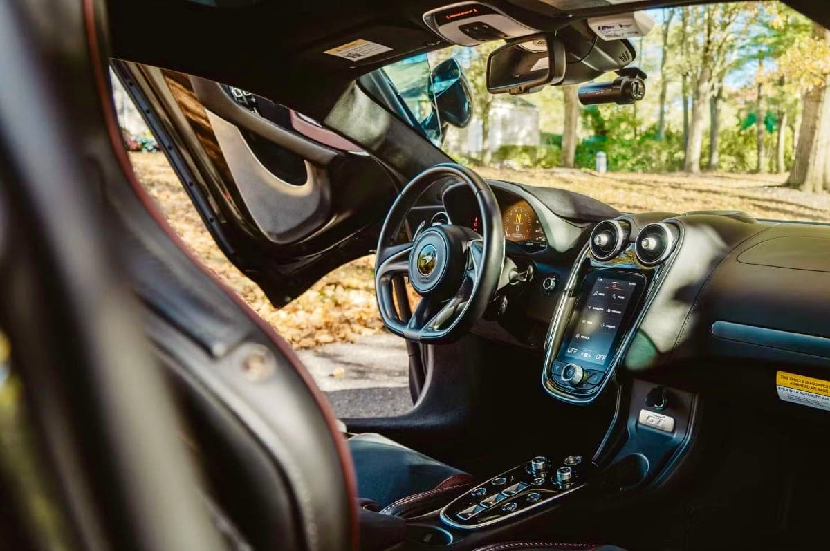 Louer une voiture avec Turo.com : L’alternative économique aux agences traditionnelles