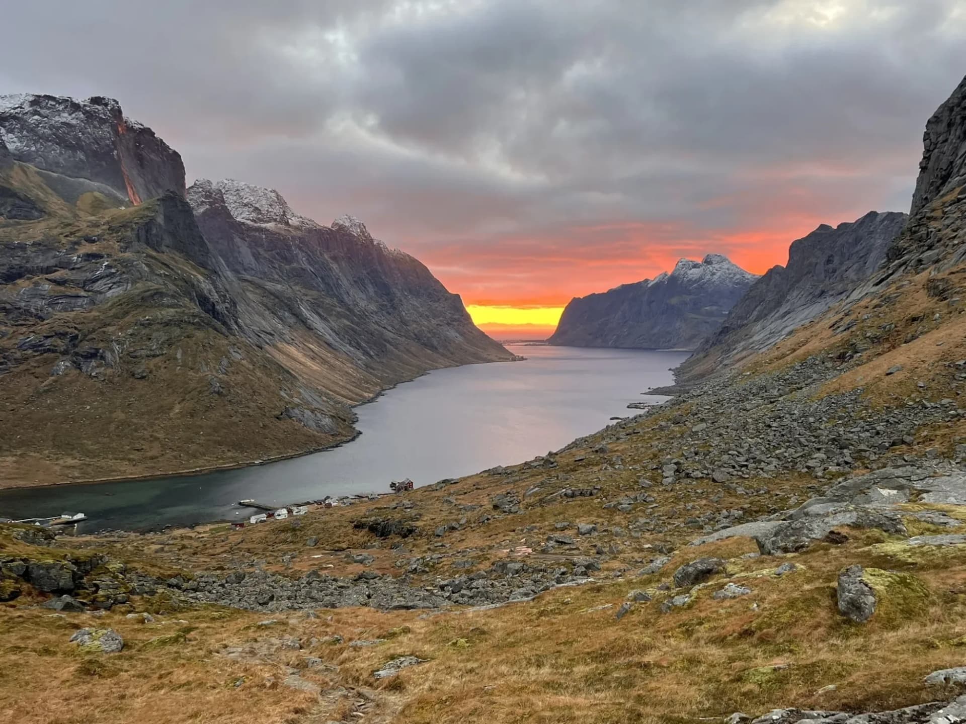 Meilleures randonnées pour débutants ou en famille aux Lofoten : Guide sur des sentiers faciles avec des cartes et des conseils