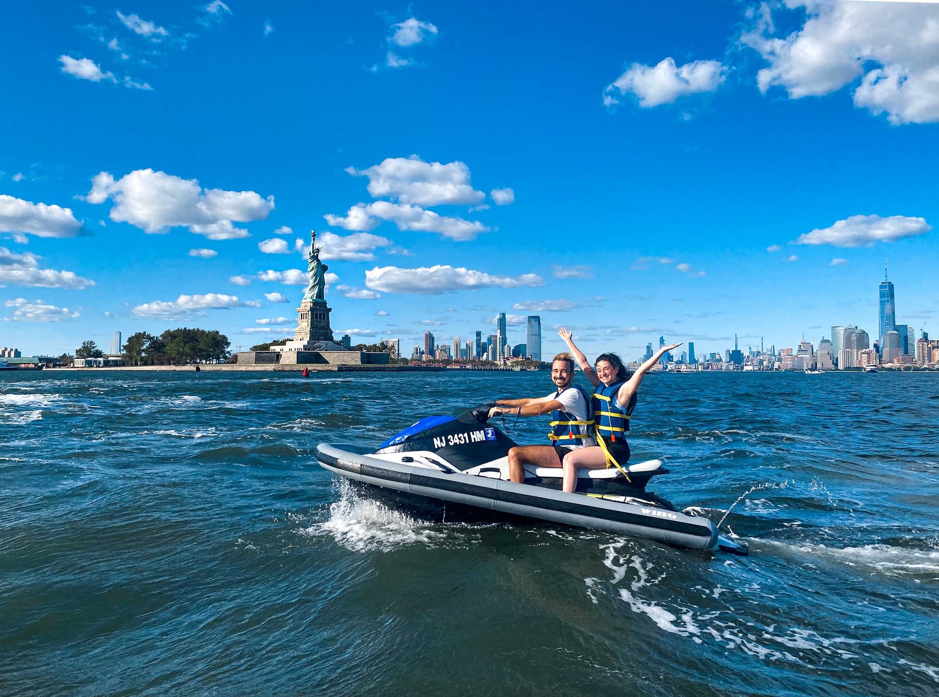Excursion en Jet Ski autour de Manhattan — Illustration
