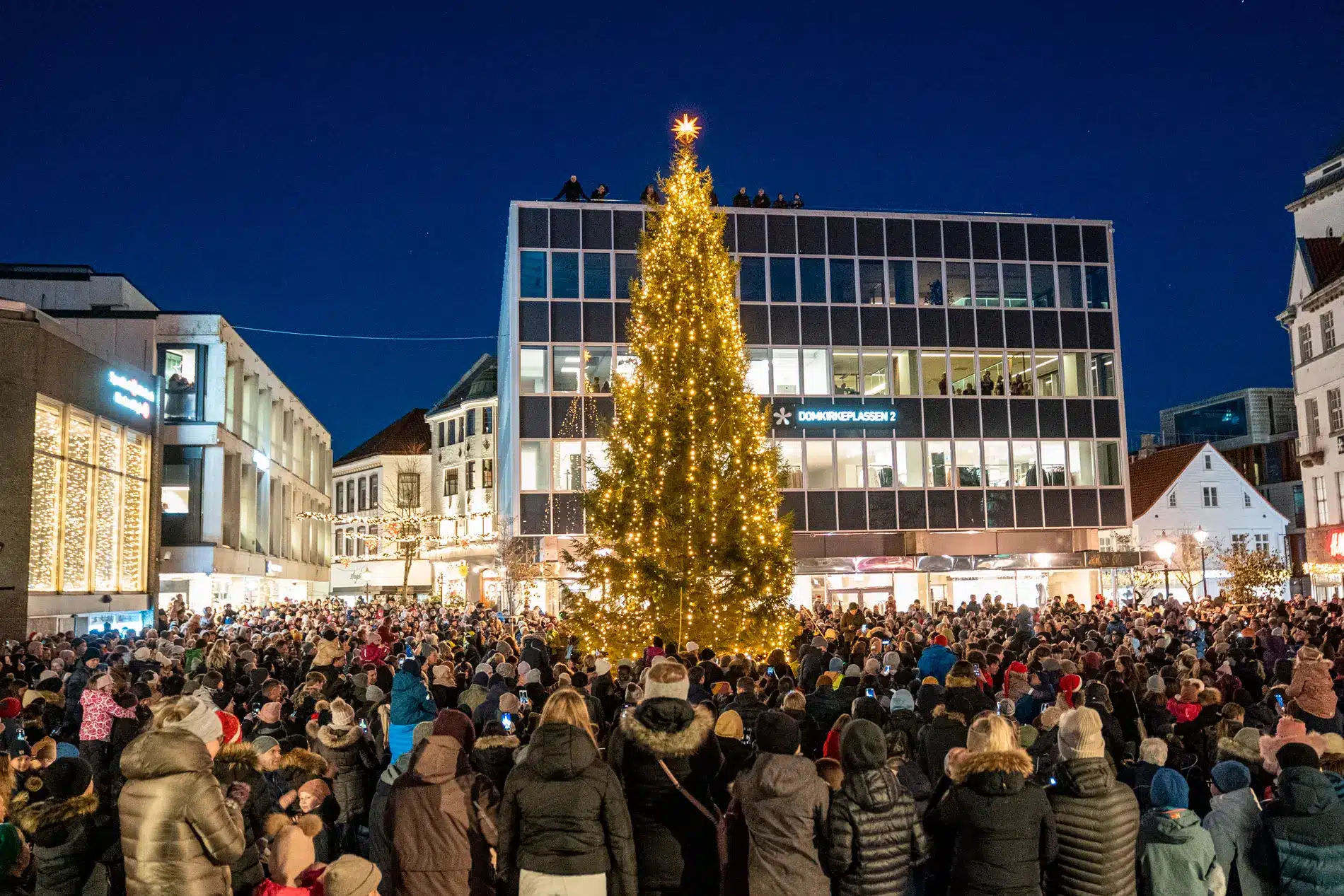 Le marché de Noël de Stavanger 2024 : vivre la magie des fêtes en Norvège — Norvège, guide de voyage Âme Bohème