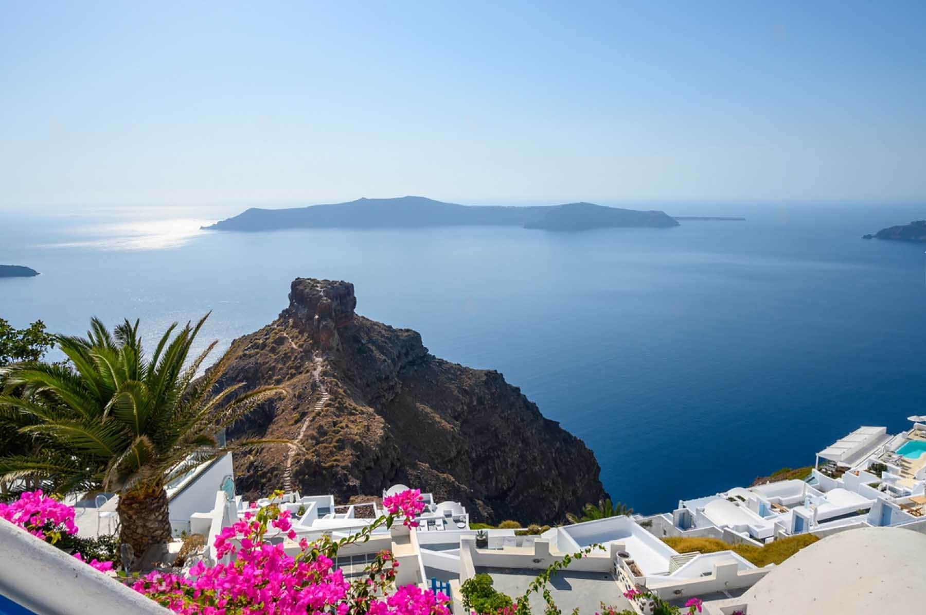 Comment visiter Skaros Rock à Santorin – Le guide de la randonnée