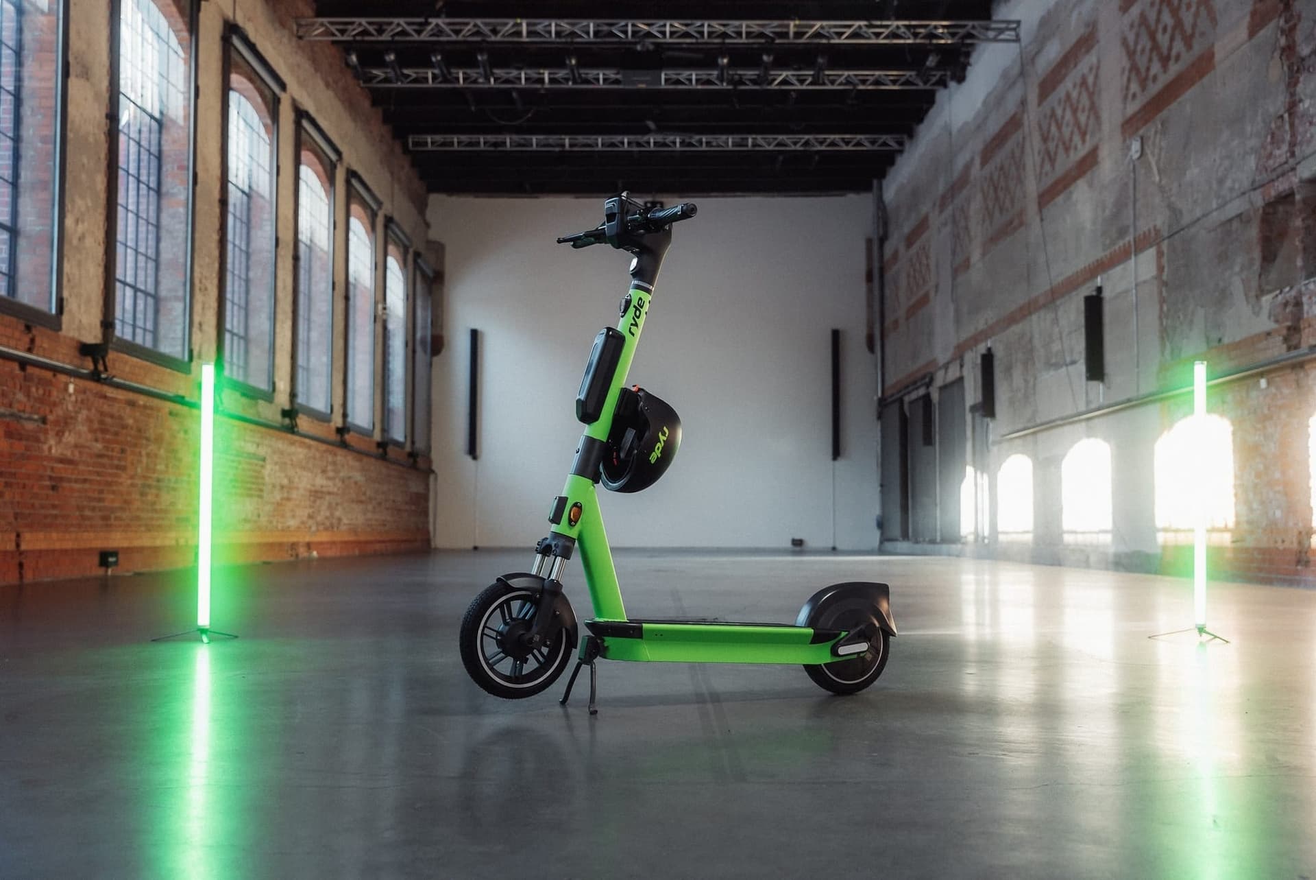 Ryde, Voi : Comment louer les trottinettes électriques à Bergen — Norvège, guide de voyage Âme Bohème