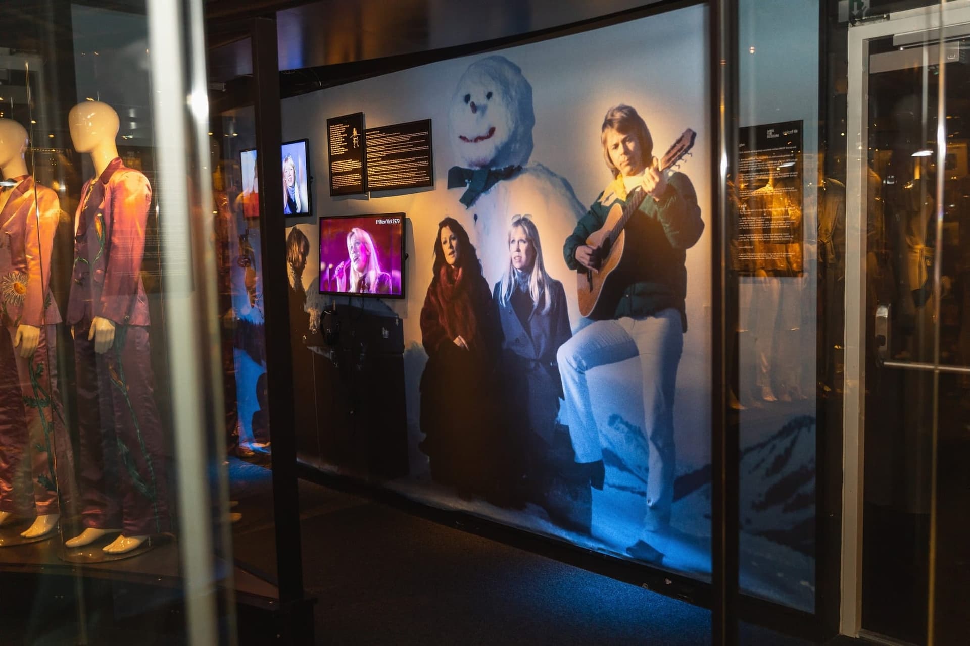 Le Musée ABBA à Stockholm : Guide Complet pour une Visite Inoubliable