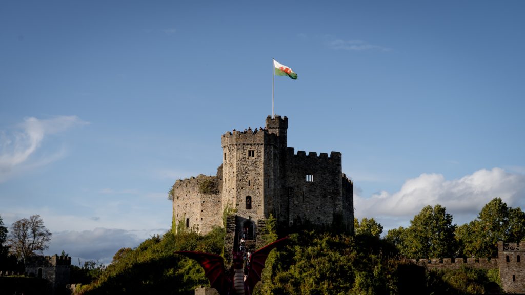 Le chateau de Cardiff en plein soleil