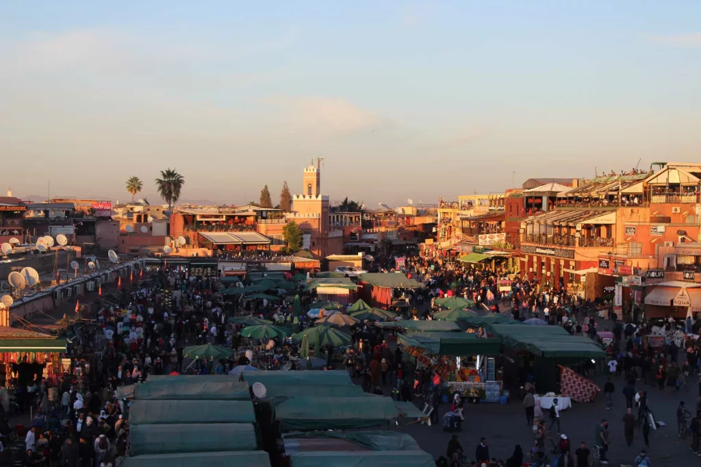 Explorez les souks de Marrakech en Septembre