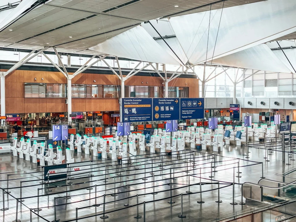 Passer la douane et l'immigration à l'aéroport