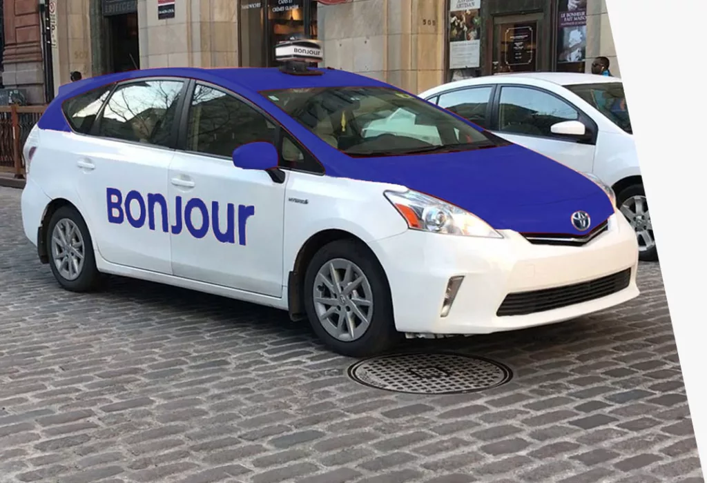 Même les taxis disent Bonjour.