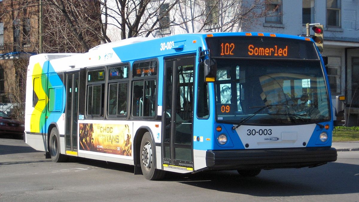 Les bus de Montréal et de la STM