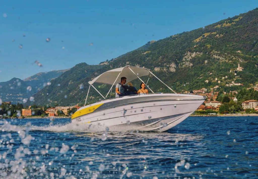 Mon aventure en bateau sans permis sur le Lac de Côme