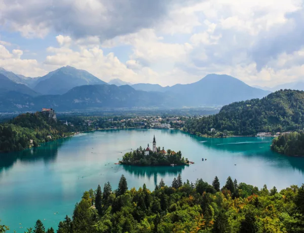 Découvrez 6 lacs incroyables en Europe