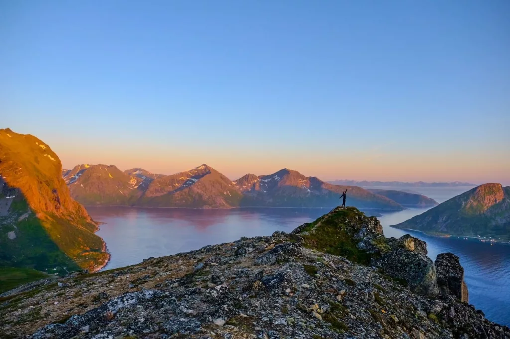 Comment appréhender le soleil de minuit à Tromsø