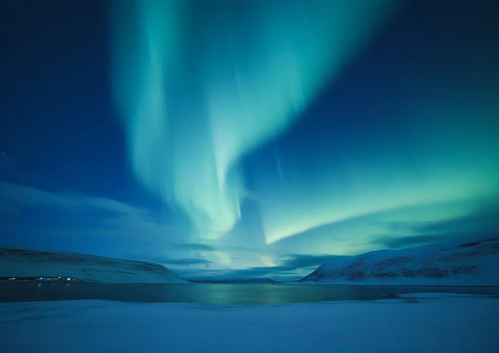 Il fait froid en Norvège en hiver. Habillez-vous en conséquence