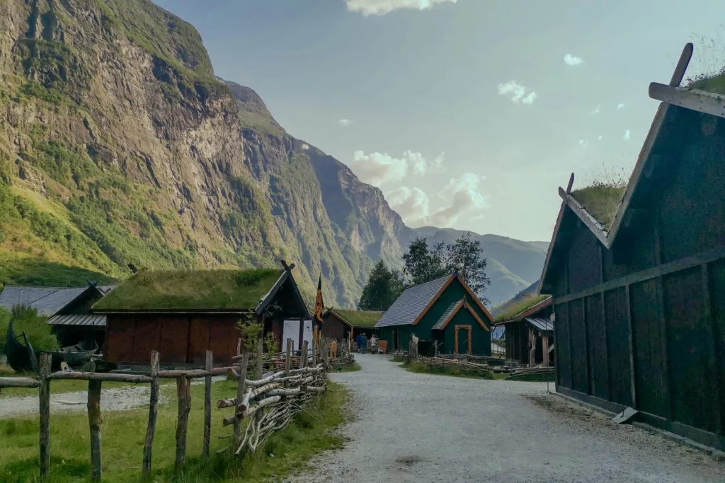 Découvrez le village viking