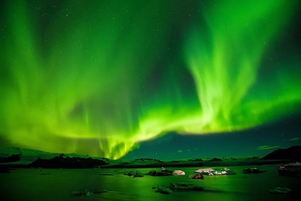 Les meilleurs spots pour voir les aurores boréales dans le nord de l'Islande