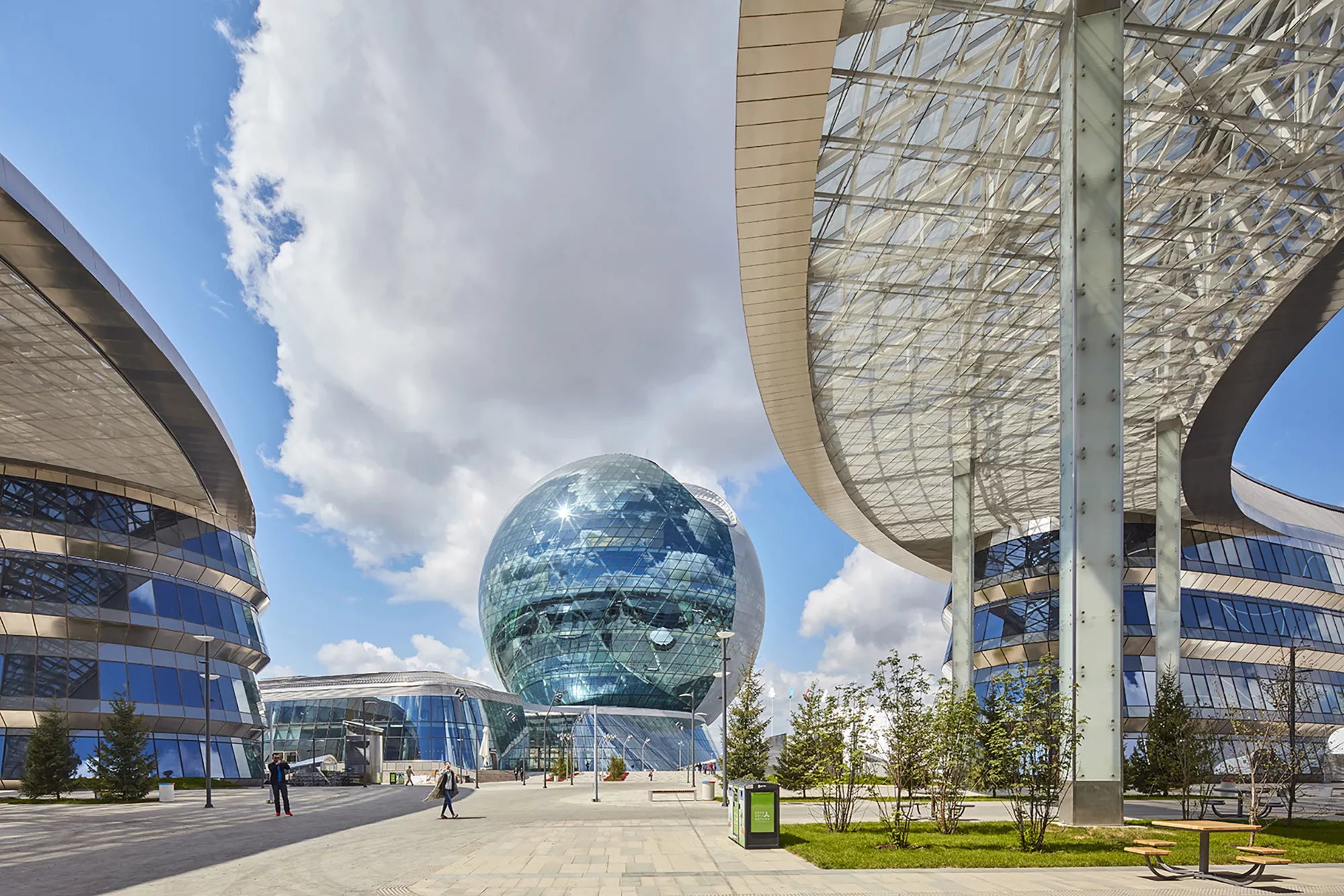 Pavillon Nur Alem, Astana : L'Énergie du Futur