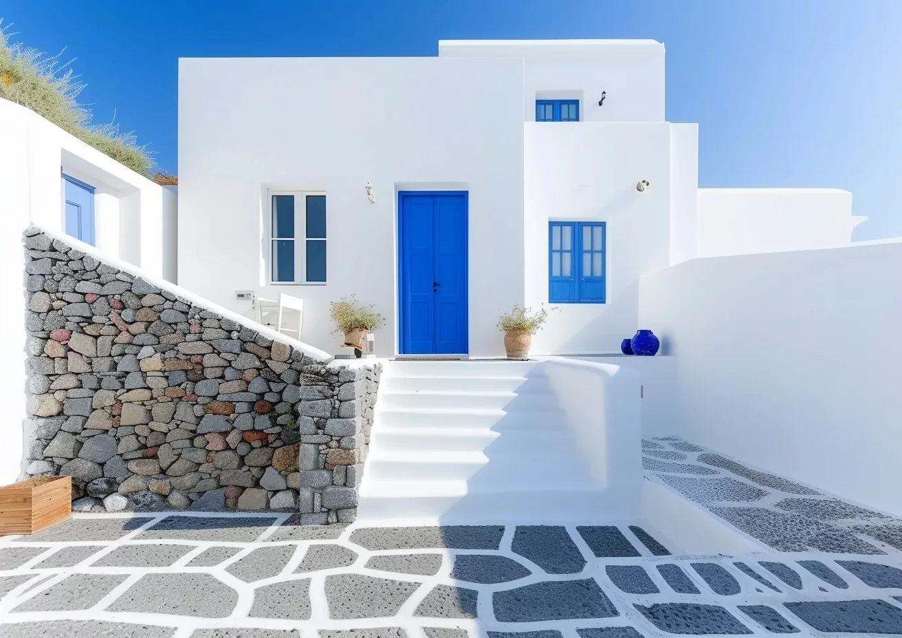 Pourquoi les maisons de Santorin sont-elles bleues et blanches ?