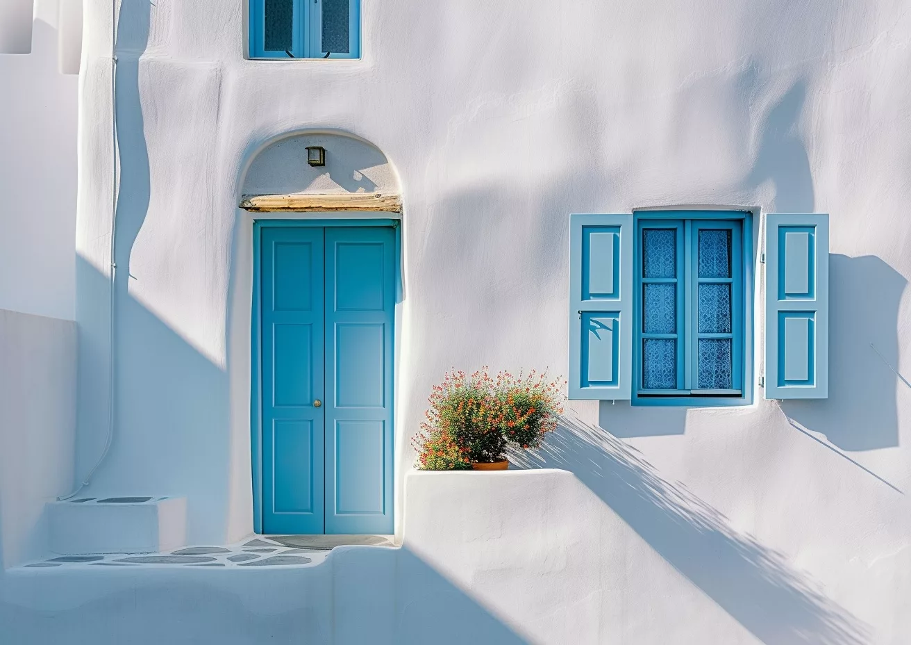 Pourquoi les maisons de Santorin sont-elles bleues et blanches ?