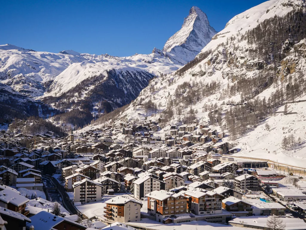 Explorez la célèbre ville de Zermatt en Suisse