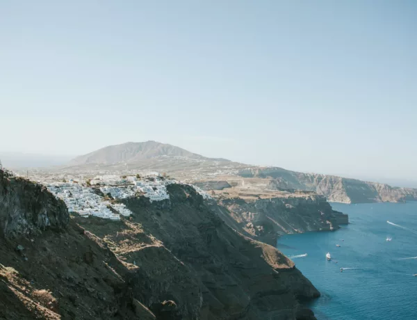 Découvrez le village d'Imerovigli à Santorin