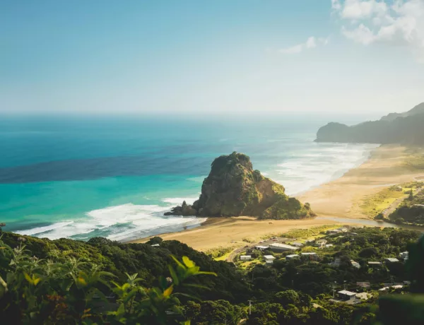 Découvrez Piha Beach en Nouvelle-Zélande