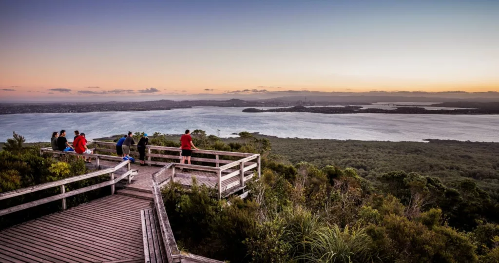 Randonnée jusqu'au sommet de Rangitoto