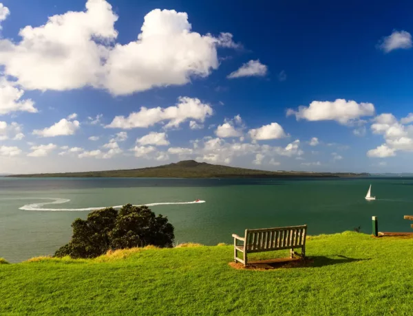 Explorez l'île de Rangitoto en Nouvelle-Zélande