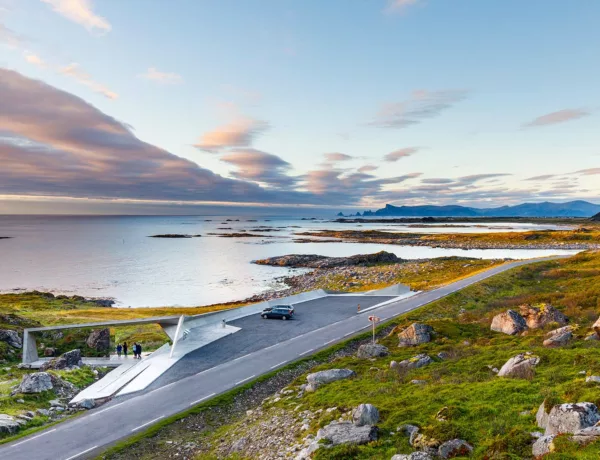 Découvrez la magnifique route scénique d'Andoya en Norvège