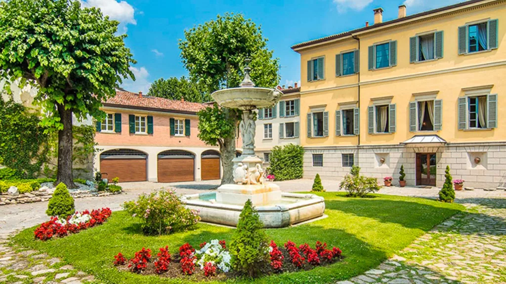 Découvrez la villa Oleandra, demeure de George Clooney 